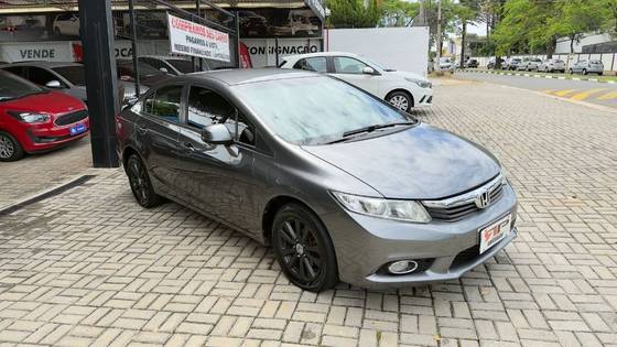 HONDA CIVIC 1.8 LXS 16V FLEX 4P MANUAL